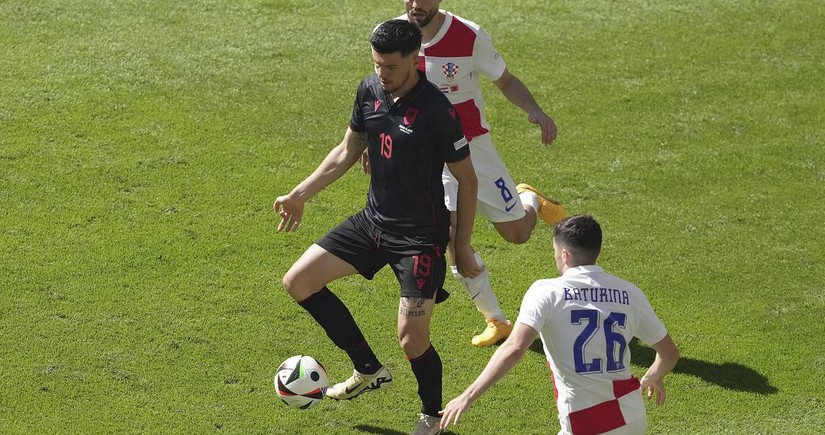 УЕФА дисквалифицировал футболиста сборной Албании Даку на два матча чемпионата Европы