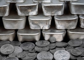 Silver price drops by over 10%
