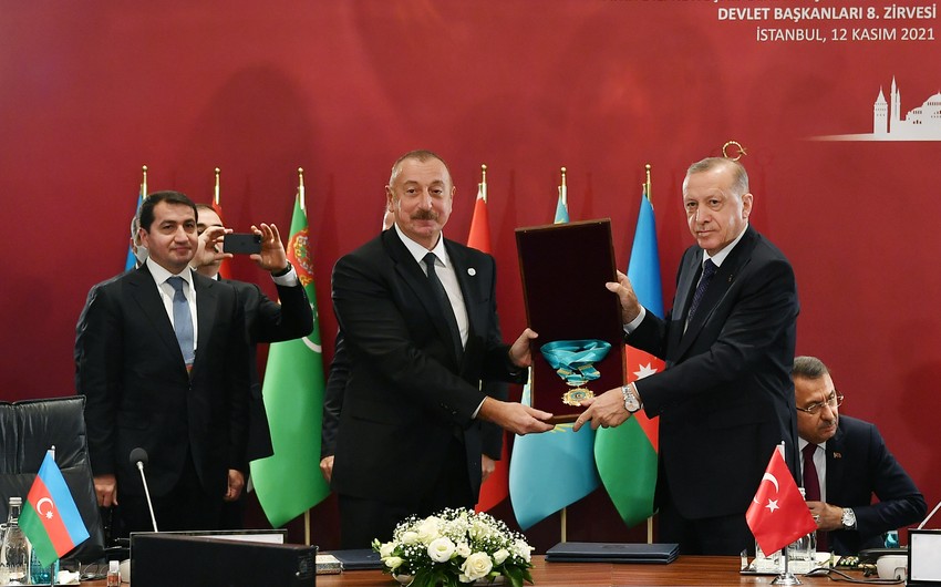 Милли Меджлис поздравил президента Ильхама Алиева