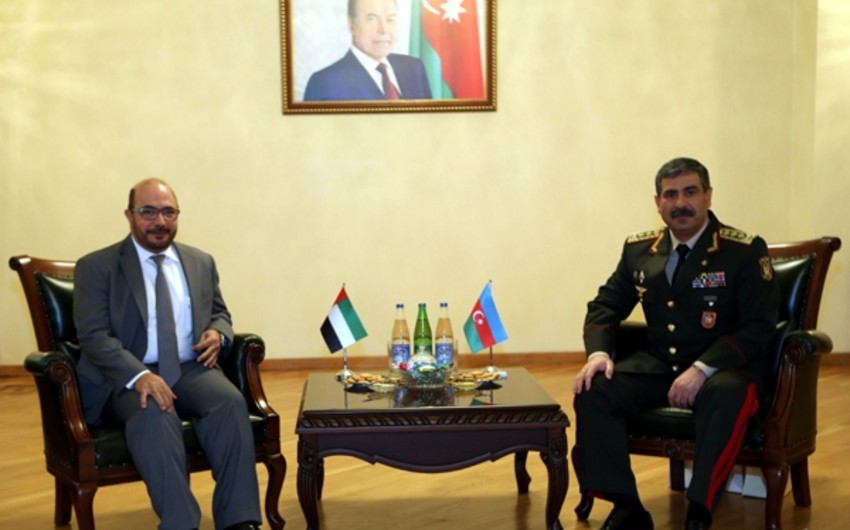 Азербайджан и ОАЭ обсудили перспективы военного сотрудничества