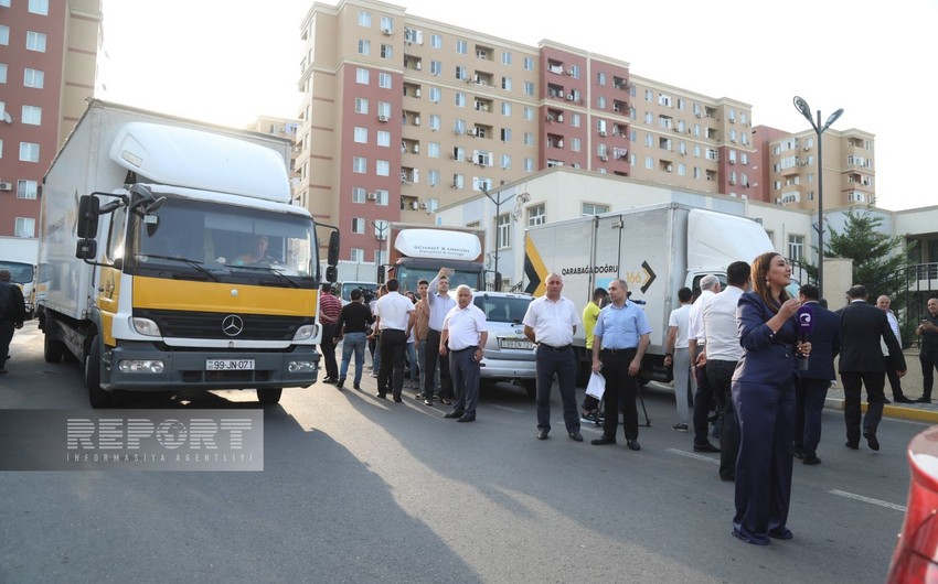 Daha bir neçə ailə Laçına yola salınıb