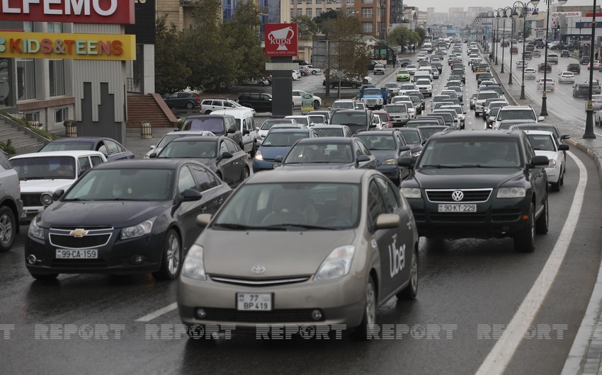 Bakıda sıxlıq müşahidə edilən yollar açıqlanıb