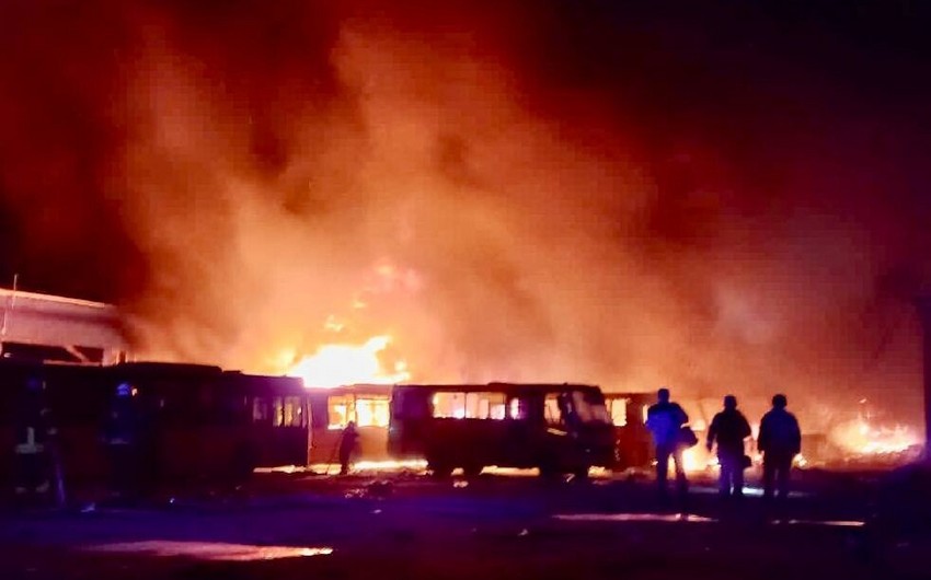 Rusiya Ukraynaya İskəndər raketləri atıb: ölən və yaralananlar var, 52 avtobus yanıb