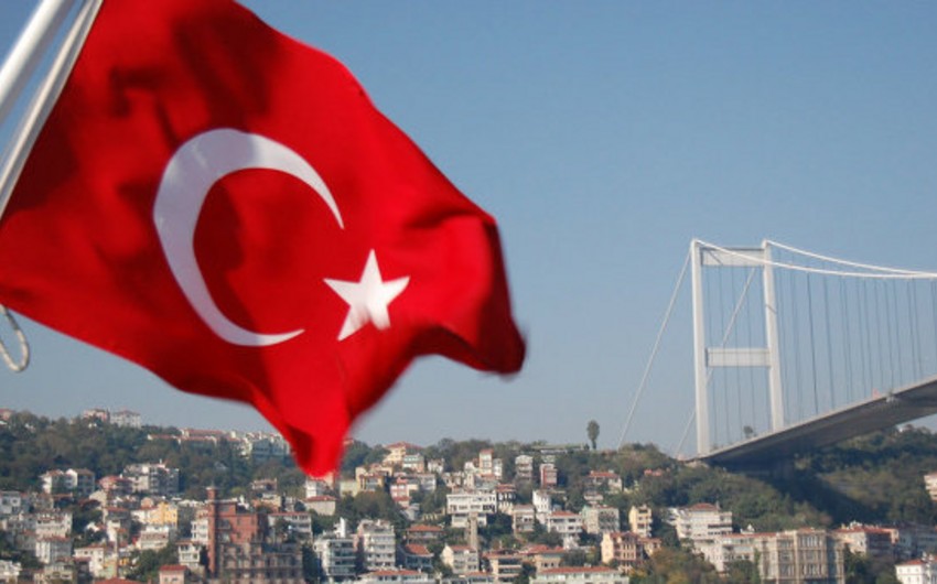 Туркам рекомендовали воздержаться от несрочных поездок в Россию
