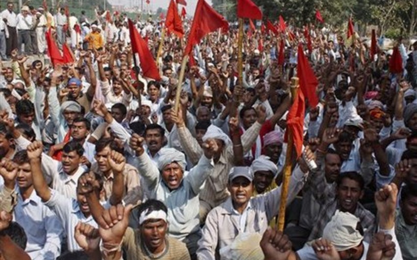 ​В Индии проходит общенациональная забастовка с участием 150 млн. человек