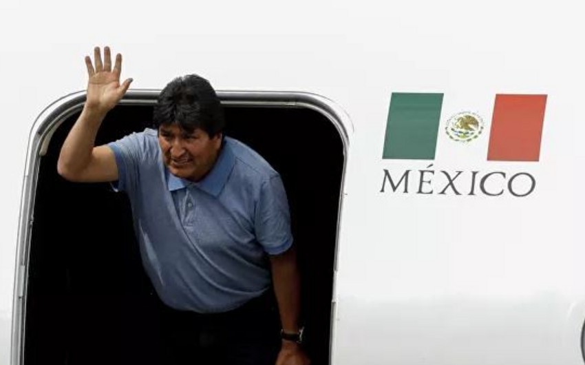 Morales: Parlament istefamı təsdiq etməsə, Boliviyaya qayıdacam