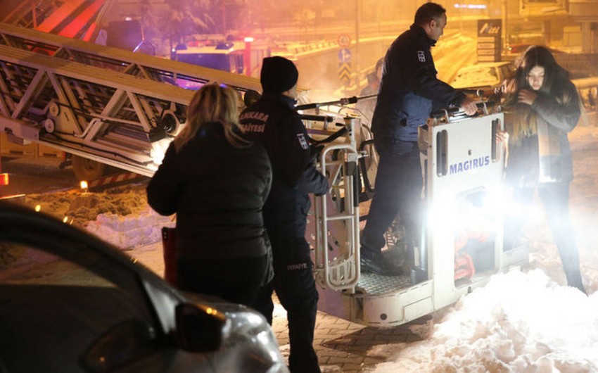 В турецкой столице произошел пожар, 30 человек госпитализированы
