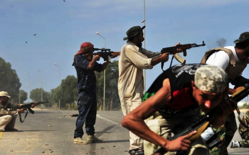 СМИ: при нападении на нефтяное месторождение в Ливии погибли 12 человек