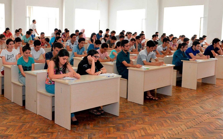 Сегодня в Азербайджане начинается процесс перевода студентов