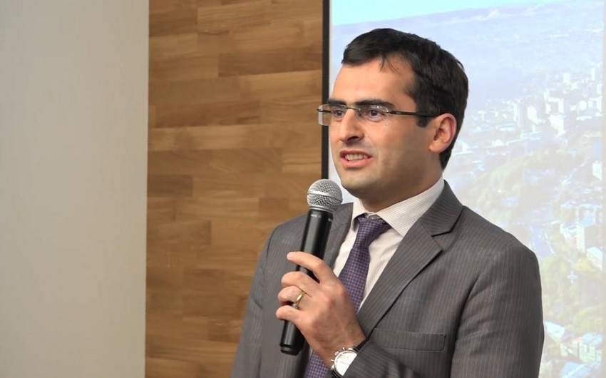 Армянский министр напал на журналиста