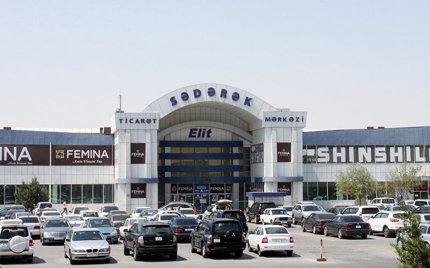 Sədərək Ticarət Mərkəzinin yaxınlığında avtomobil piyadanı vurub