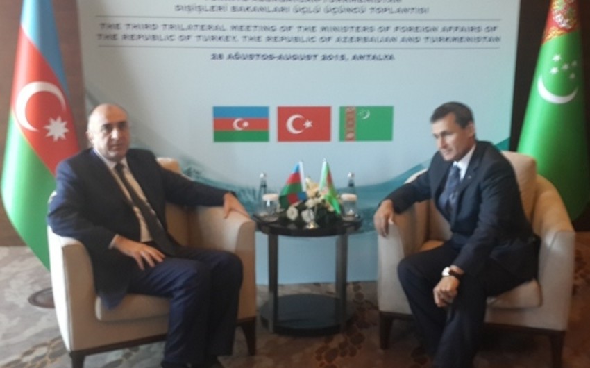 ​В Анталье прошла встреча между главами МИД Азербайджана и Туркменистана