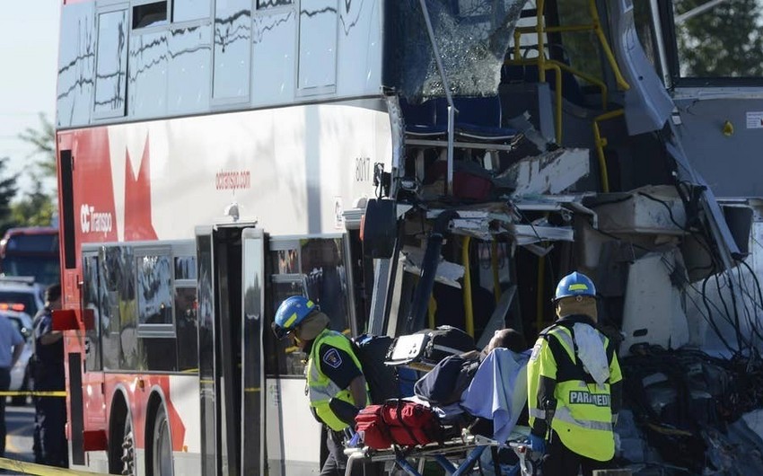 Почти 70 человек попали в больницу после ДТП с автобусами в Канаде