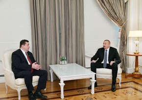 President Ilham Aliyev receives chairman of Russian Union of Journalists