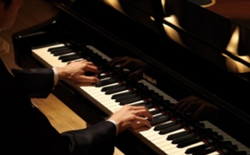 ​Baku to host concert of Polish pianist Jakub Dera