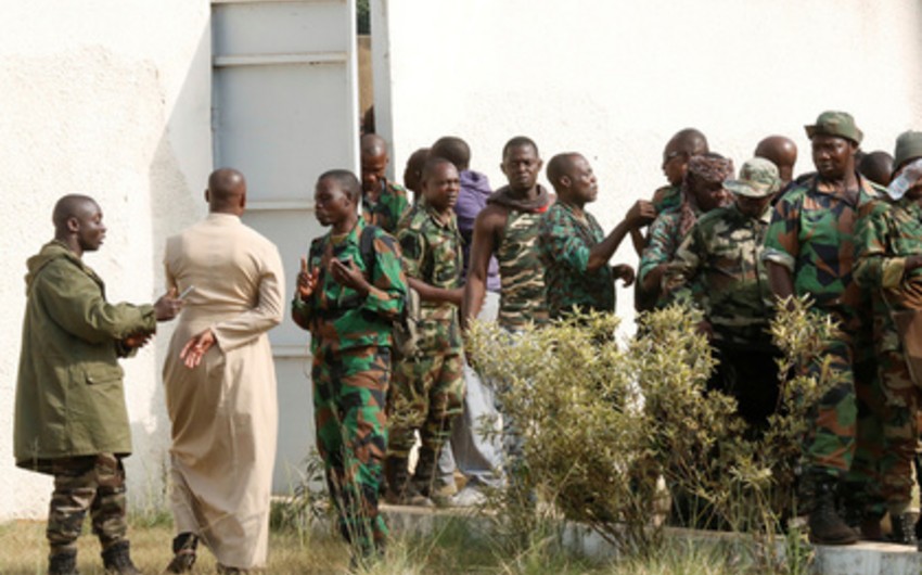 Kot-d'İvuarda qiyamçılar müdafiə nazirini azad ediblər