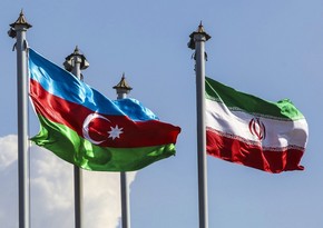 Официальные лица Азербайджана и Ирана обсудили экономические отношения