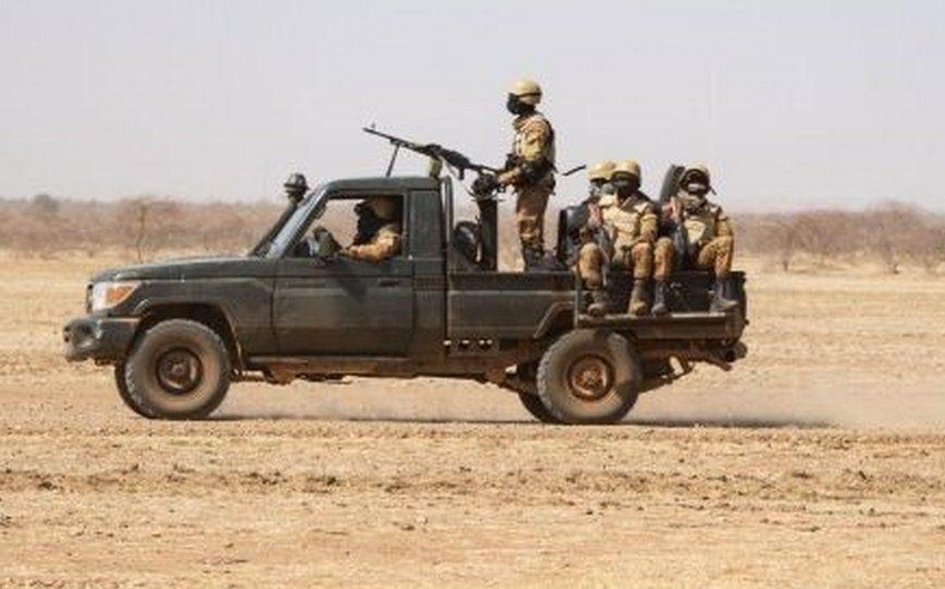 Военные в Буркина-Фасо требуют отставки президента страны