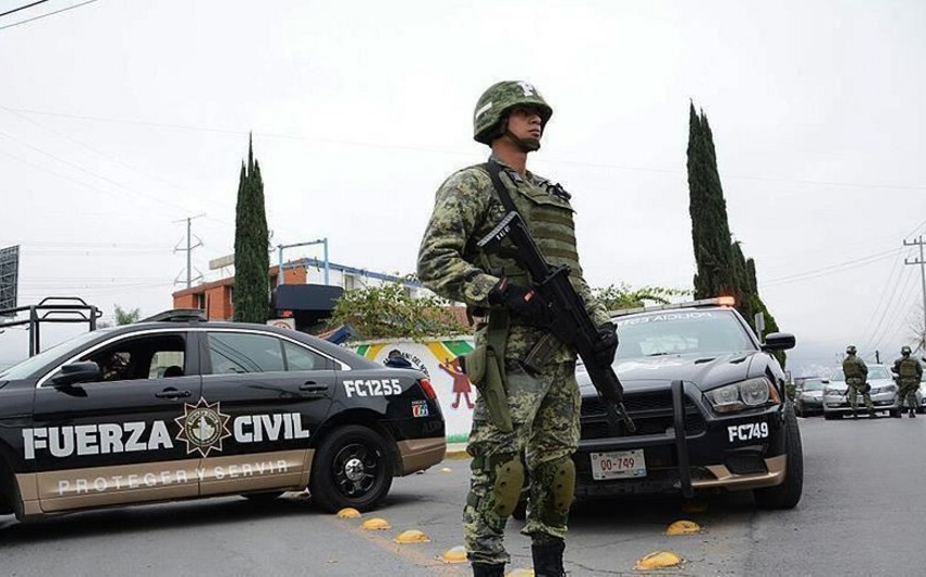 Cartel gun battle kills 8 in Mexico