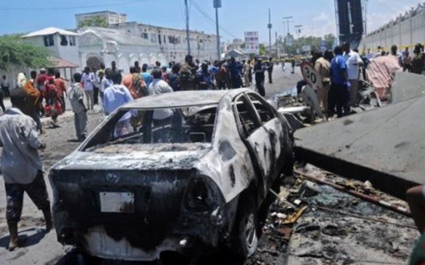 По меньшей мере 13 человек погибли в результате взрыва в Сомали