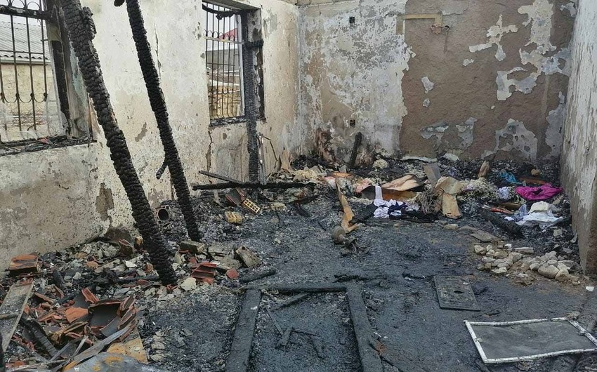 Bakıda oğrular qarət etdikləri evi yandırıblar - VİDEO