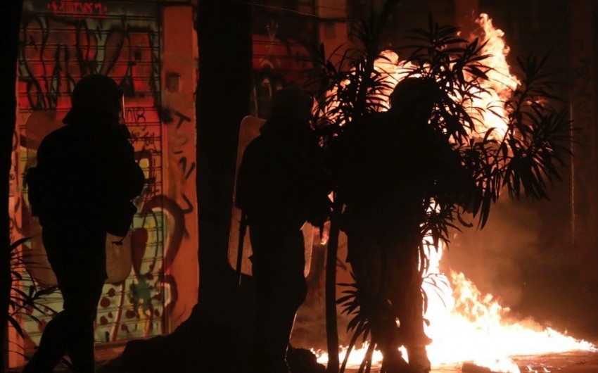 Во время столкновениий в Афинах задержаны более 20 человек