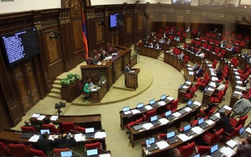 Armenia: Opposition boycotts Parliament session