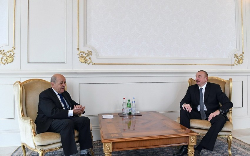 Президент Ильхам Алиев принял министра Европы и иностранных дел Франции