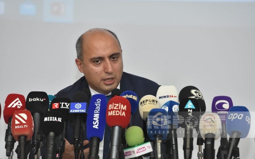 Nazir: Gələcəkdə məktəblərdə telefondan istifadənin qadağan edilməsi mümkündür