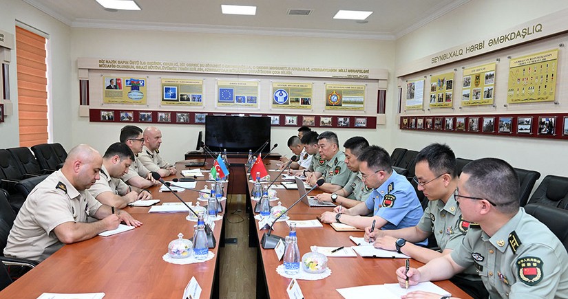 Китайская делегация обсудила в Баку перспективы развития военного сотрудничества