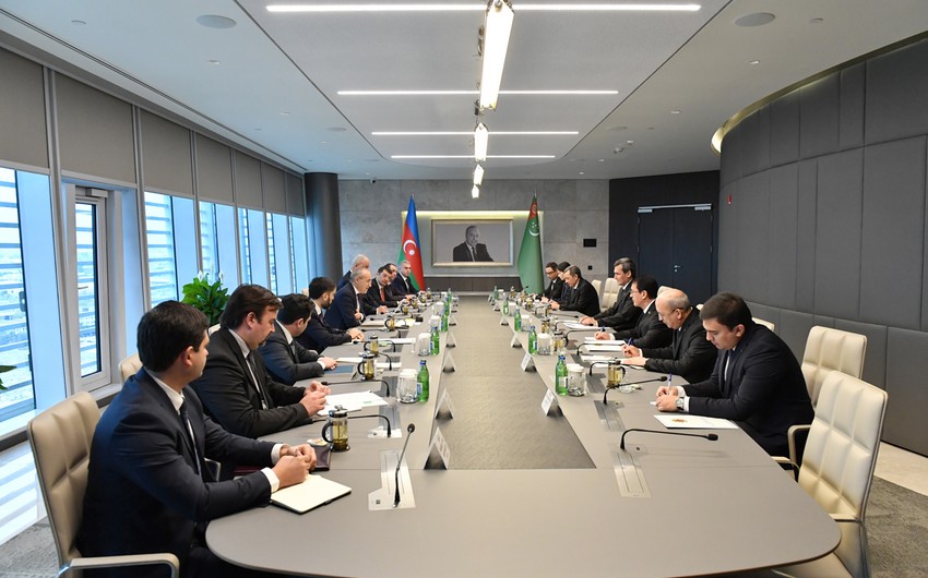 Азербайджан обсудил расширение экономического сотрудничества с Туркменистаном