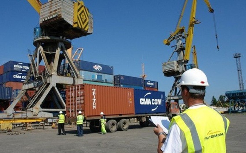Большая часть грузов из самого крупного порта Грузии транспортирована в Азербайджан
