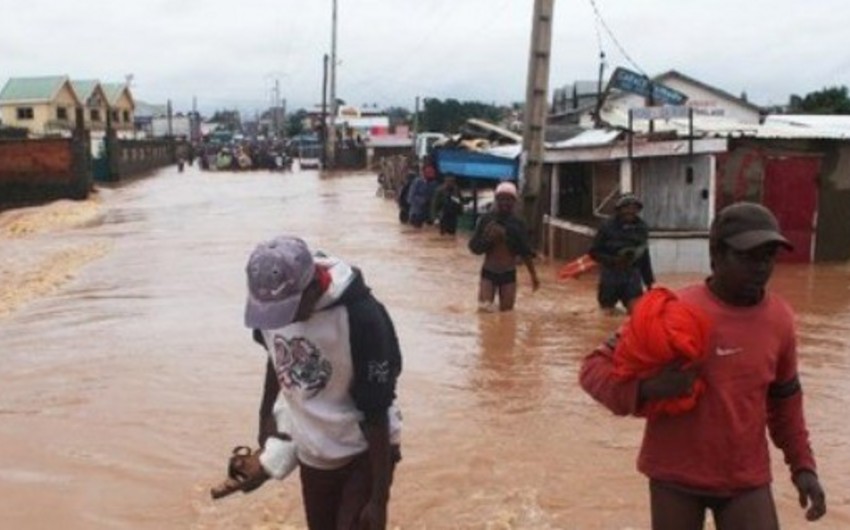 Из-за сильных ливней на Мадагаскаре погиб 21 человек