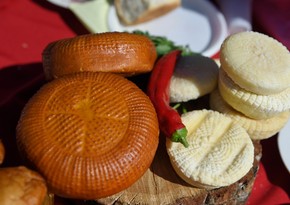 Ирландия возобновила поставки сыра в Азербайджан