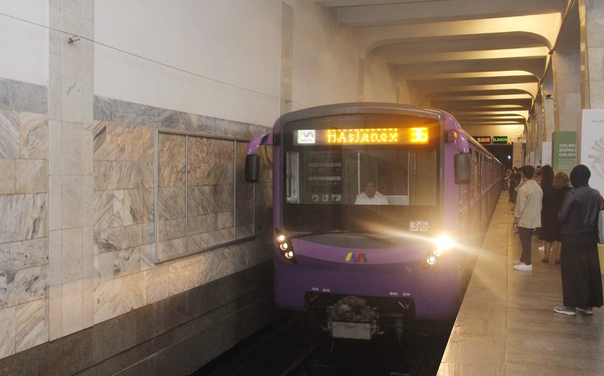 Восстановлен интервал движения поездов в бакинском метро