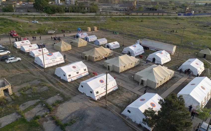 Пятеро детей и беременная женщина возвращены в Азербайджан из временного лагеря в Дагестане