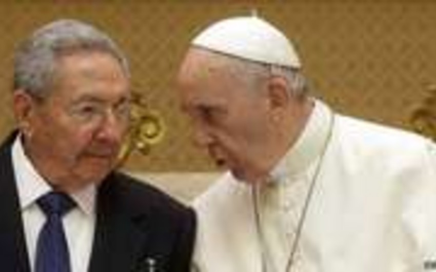 Kuba prezidenti Vatikana səfər edib