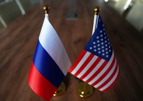 Песков: РФ и США продолжат контакты, конкретики пока нет 