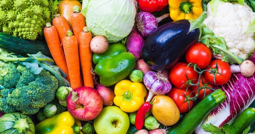 Azerbaijan reduces import, export of fruits and vegetables