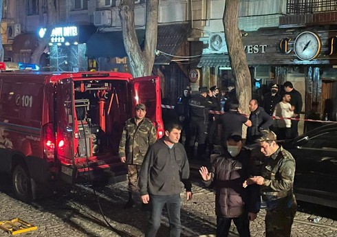 МЧС выступило с заявлением о взрыве в ночном клубе в Баку, на месте находится замминистра