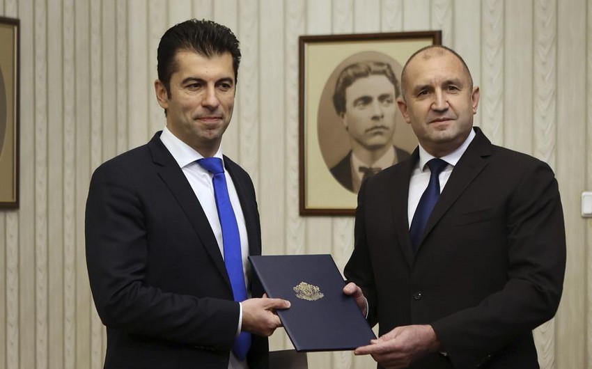 Президент и премьер Болгарии ушли на карантин 