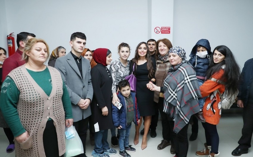 Вице-президент Фонда Гейдара Алиева Лейла Алиева встретилась с детьми, лечащимися в Институте гематологии и трансфузиологии