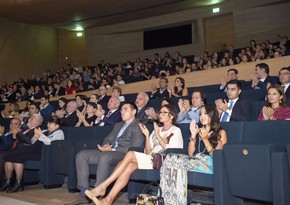 First Lady Mehriban Aliyeva attended premiere of Ali and Nino