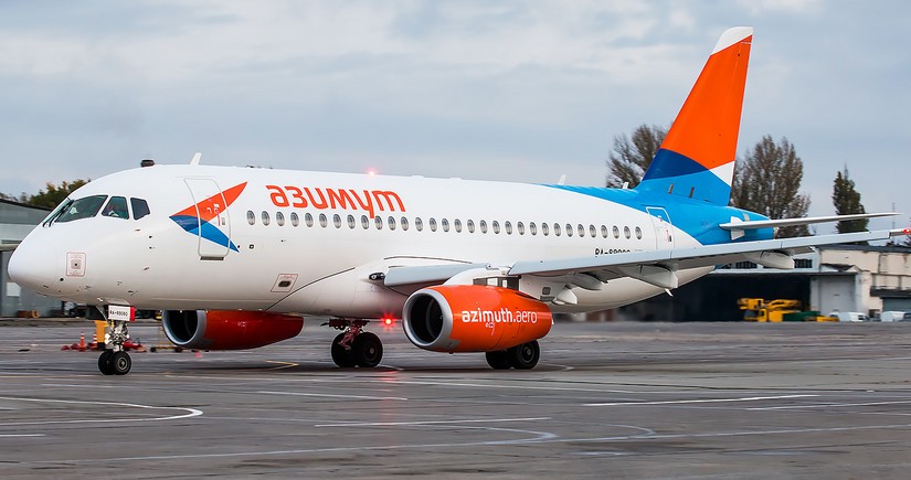 Азимут изменила дату возобновления полетов из Астрахани в Баку