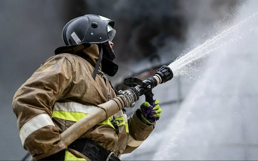 Fire breaks out at cultural center in Istanbul