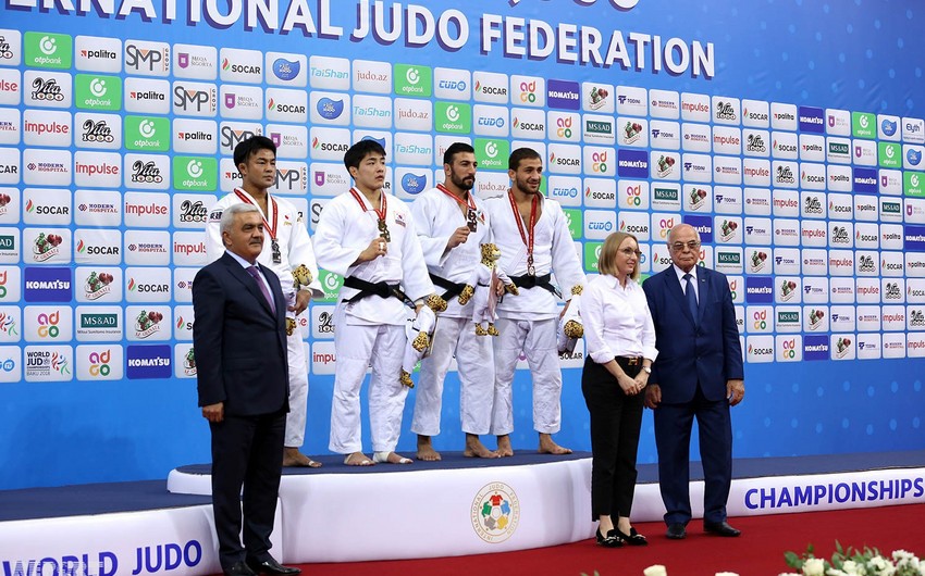 Ровнаг Абдуллаев принял участие в церемонии награждения победителей чемпионата мира по дзюдо - ФОТО