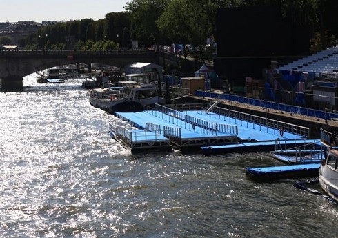 Париж-2024: Мужские соревнования по триатлону перенесены из-за качества воды в Сене