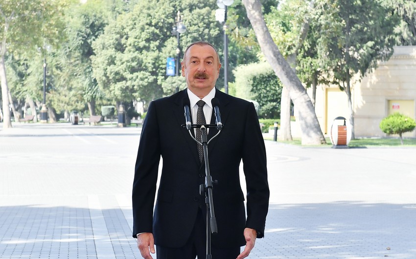 Президент: Гейдар Алиев уделял большое внимание деятельности Муслима Магомаева