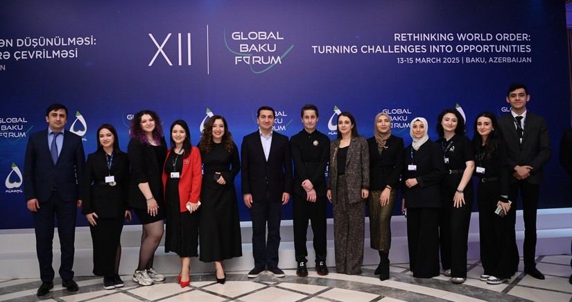 Hikmət Hacıyev: XII Qlobal Bakı Forumu özünü qlobal problemlərin müzakirəsi üçün beynəlxalq platforma kimi təsdiqləyib