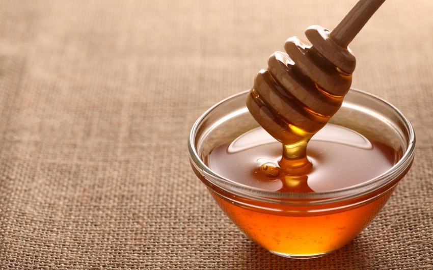 В Азербайджане пчеловоды попросят повысить ввозную пошлину на мед